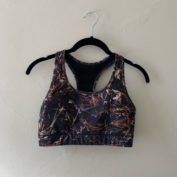 Nike patterned sports bra with medium support - Picture 1 of 5